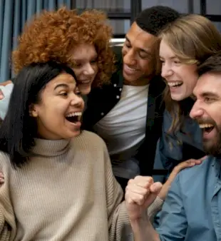 300 لقب مضحك للسخرية