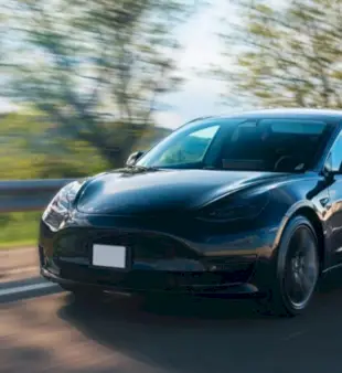 Auto con la lettera F: 200 nomi