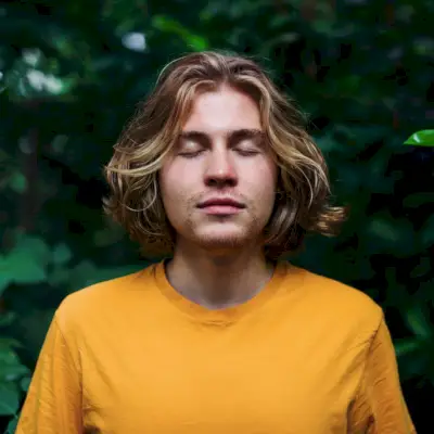 Su cosa concentrarsi quando si medita: una guida per principianti