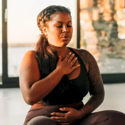 7 טכניקות מתקדמות לחוות מדיטציה עמוקה