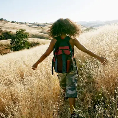 Über 20 Selbstpflegepraktiken, die Ihnen helfen, Ihrem Wohlbefinden Priorität einzuräumen