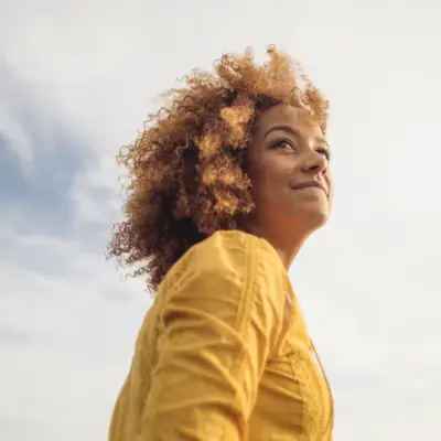 Како бити позитивнији? Испробајте ових 10 позитивних савета за размишљање