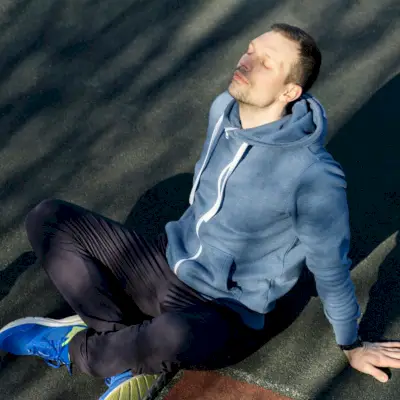 Evo, zakaj (in kako) lahko med vadbo meditirate