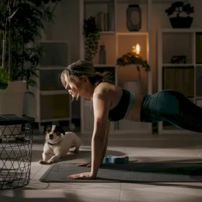 Gyakorlat a jobb alvásért: hogyan segíthet az aktív tartás a pihenésben