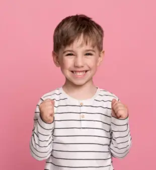 300 nejlepších jmen pro chlapce 2024