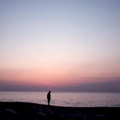 ¿Cuánto tiempo se tarda *realmente* en conciliar el sueño?