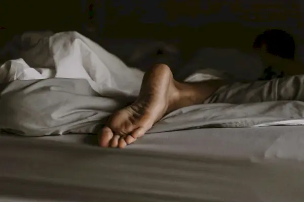 최면 바보: 수면 중 경련을 일으키는 원인