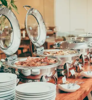 200 ਬੁਫੇ ਨਾਮ: ਅਸਲੀ ਅਤੇ ਰਚਨਾਤਮਕ