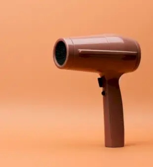 200 imen predmetov na črko M