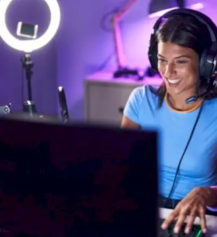 150 nama saluran game di YouTube dan Twitch