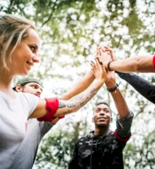 150 nimeä erittäin luoville gymkhana-joukkueille